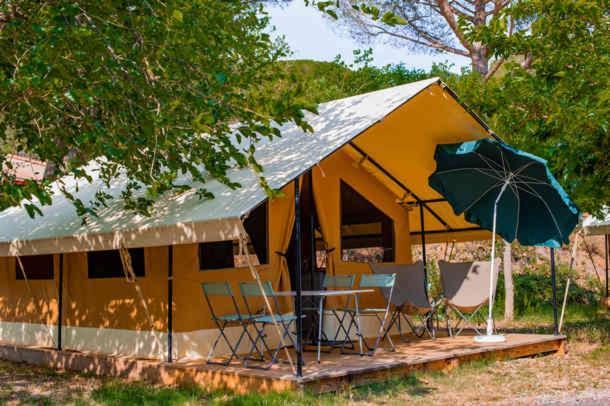Camping Onlycamp Les Tuilleres Vercheny エクステリア 写真