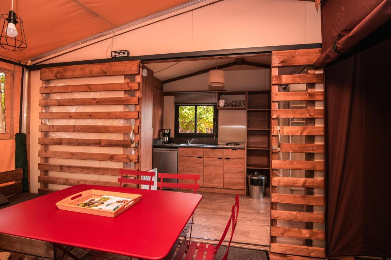 Camping Onlycamp Les Tuilleres Vercheny エクステリア 写真